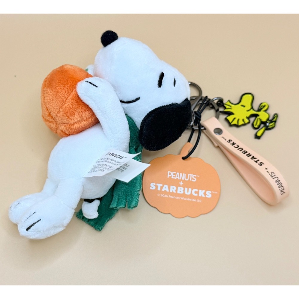 Starbucks Peanuts Snoopy Plush Bag Charm Woodstock Pumpkin Keychain 2026 NEW